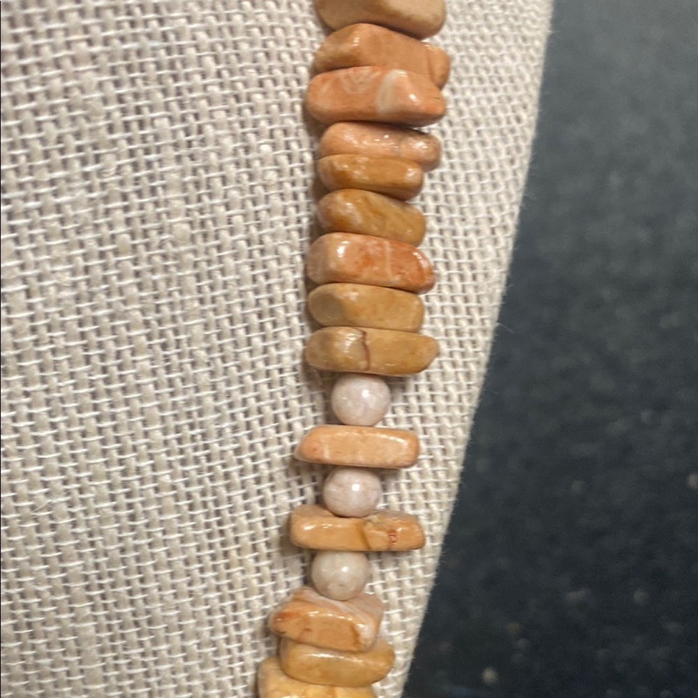 Elegant Tan Stone Necklace and Earring Set - Picture 4 of 8